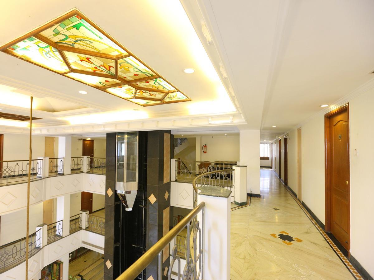 Oyo 1081 Hotel Sindhu International Tirupati Extérieur photo