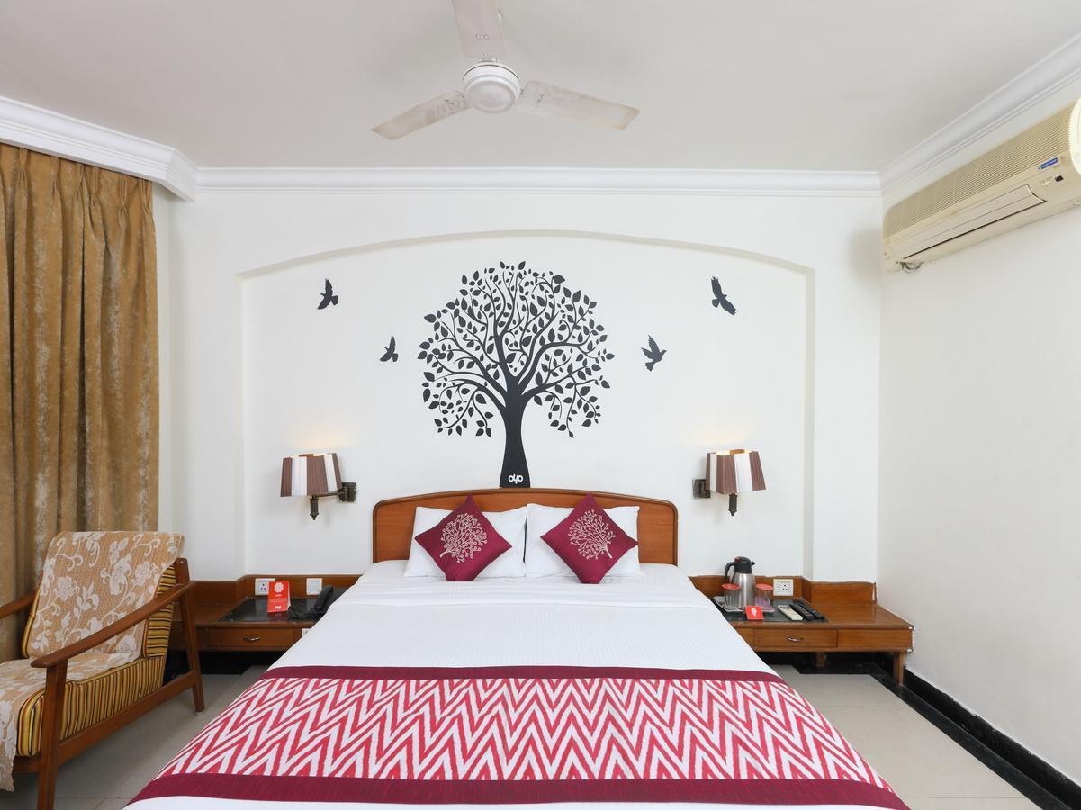 Oyo 1081 Hotel Sindhu International Tirupati Extérieur photo